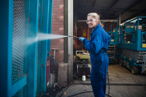 Best Garage Pressure Washing  in Bloomington, TX